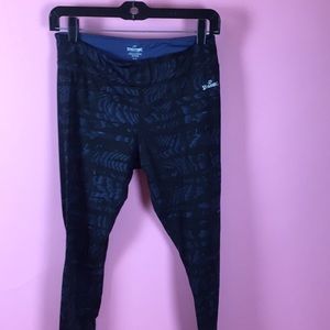 Athletic leggings w/bra